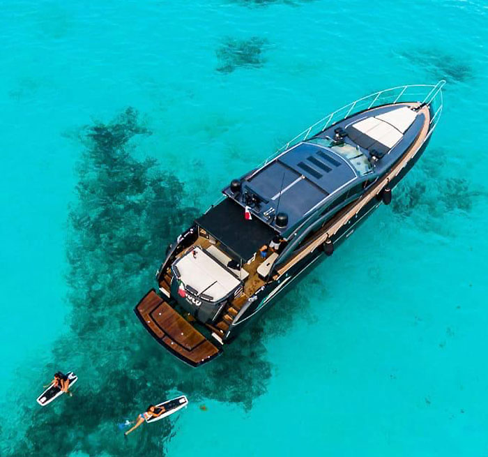 Luxus Yachtcharter in Cancun Mexico, privater Yachtcharter, Luxusyachtcharter, Mujeres Insel Yachtcharter from Cancun, Tulum, Playa del Carmen, Puerto Morelos, Xpu Ha - Mexico